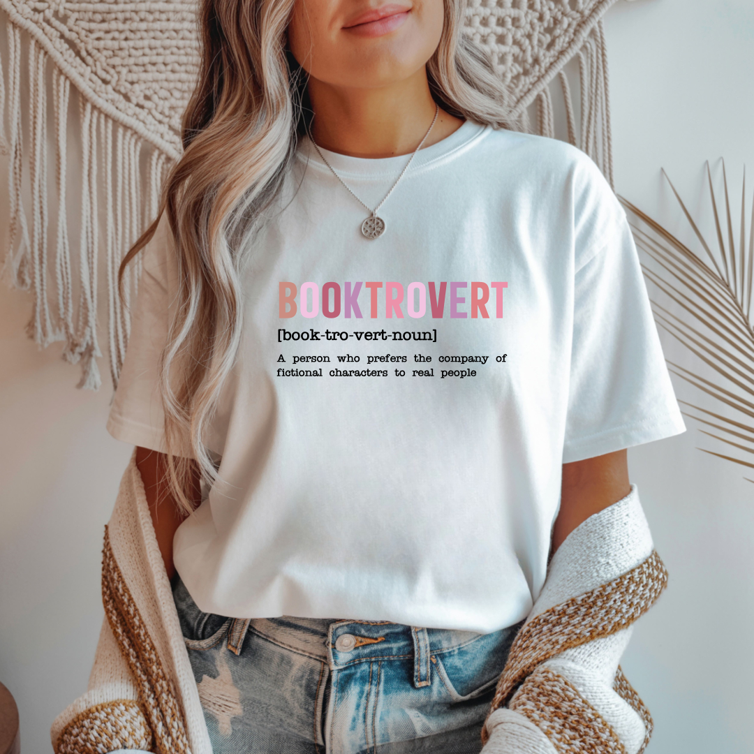 Booktrovert Women's Tee