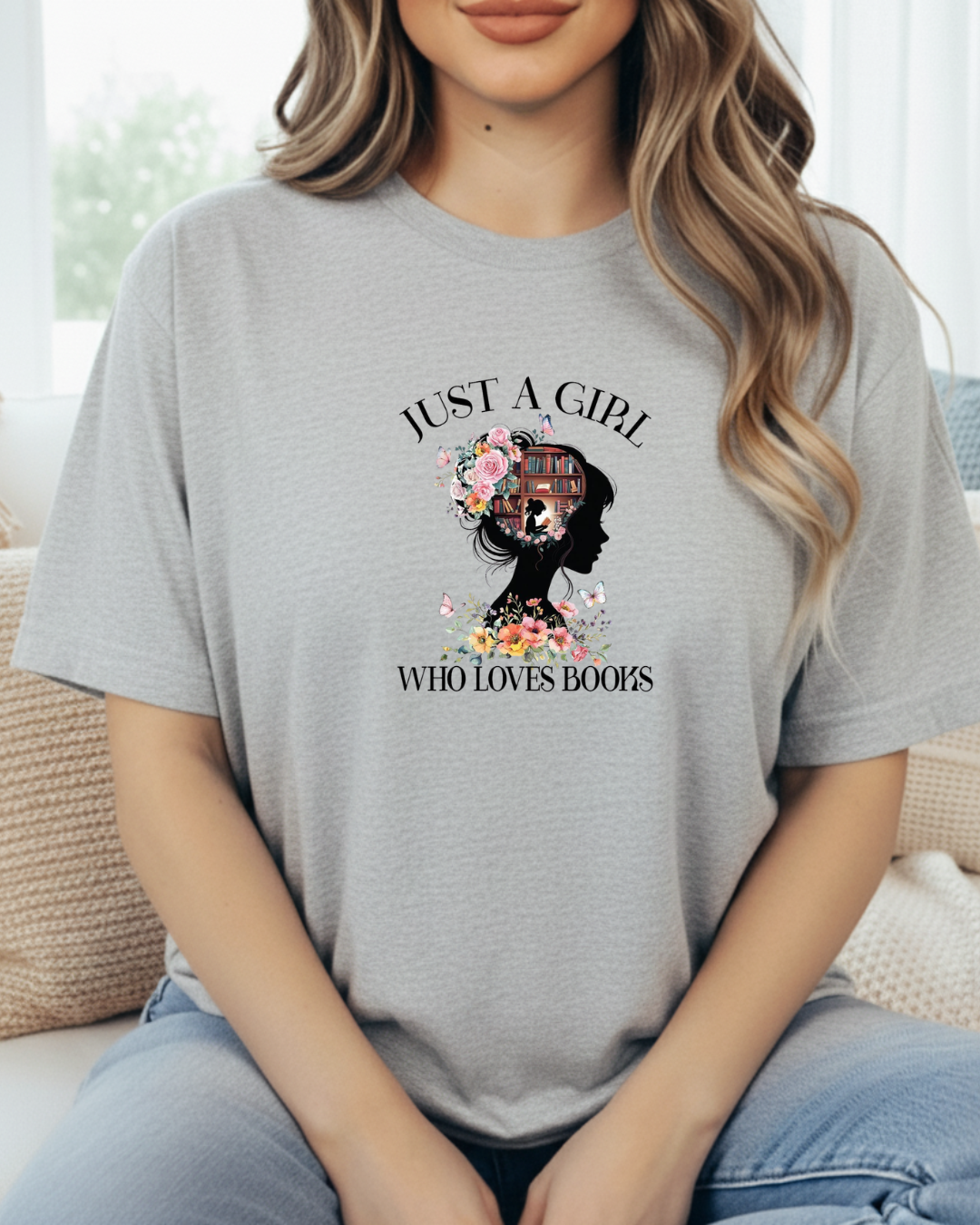 Just A girl Who Loves Books Women's Tee